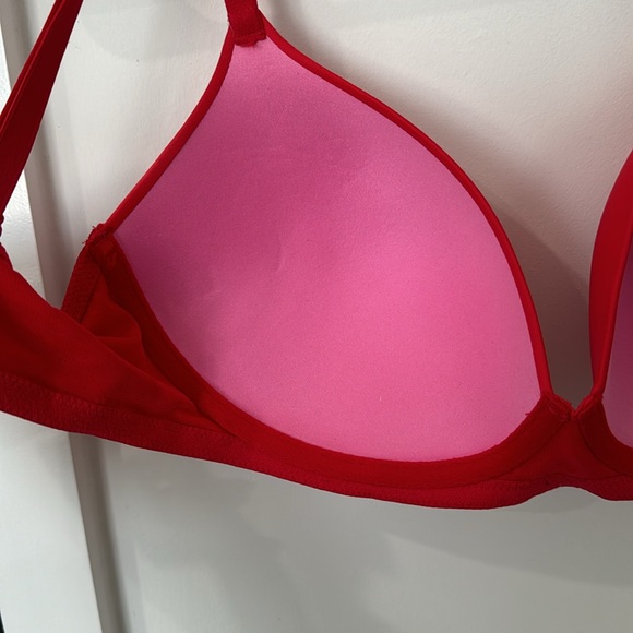 PINK - bra in size 34DD wireless / unwired. color: red. in great condition - Picture 4 of 6